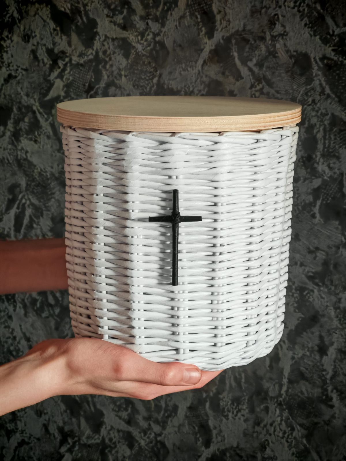 Woven Eco-Urn for Ashes "Cylinder"