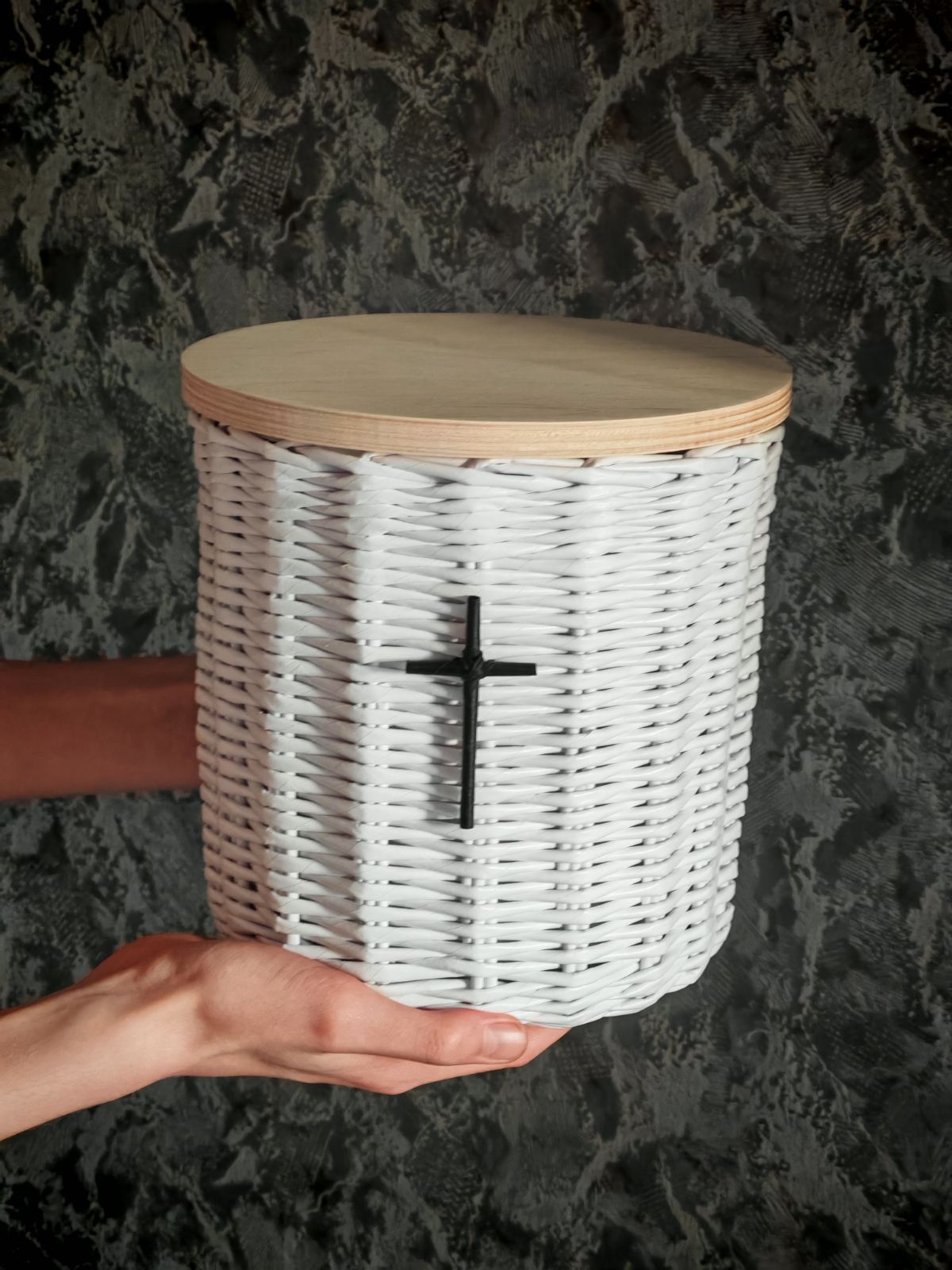 Woven Eco-Urn for Ashes "Cylinder"