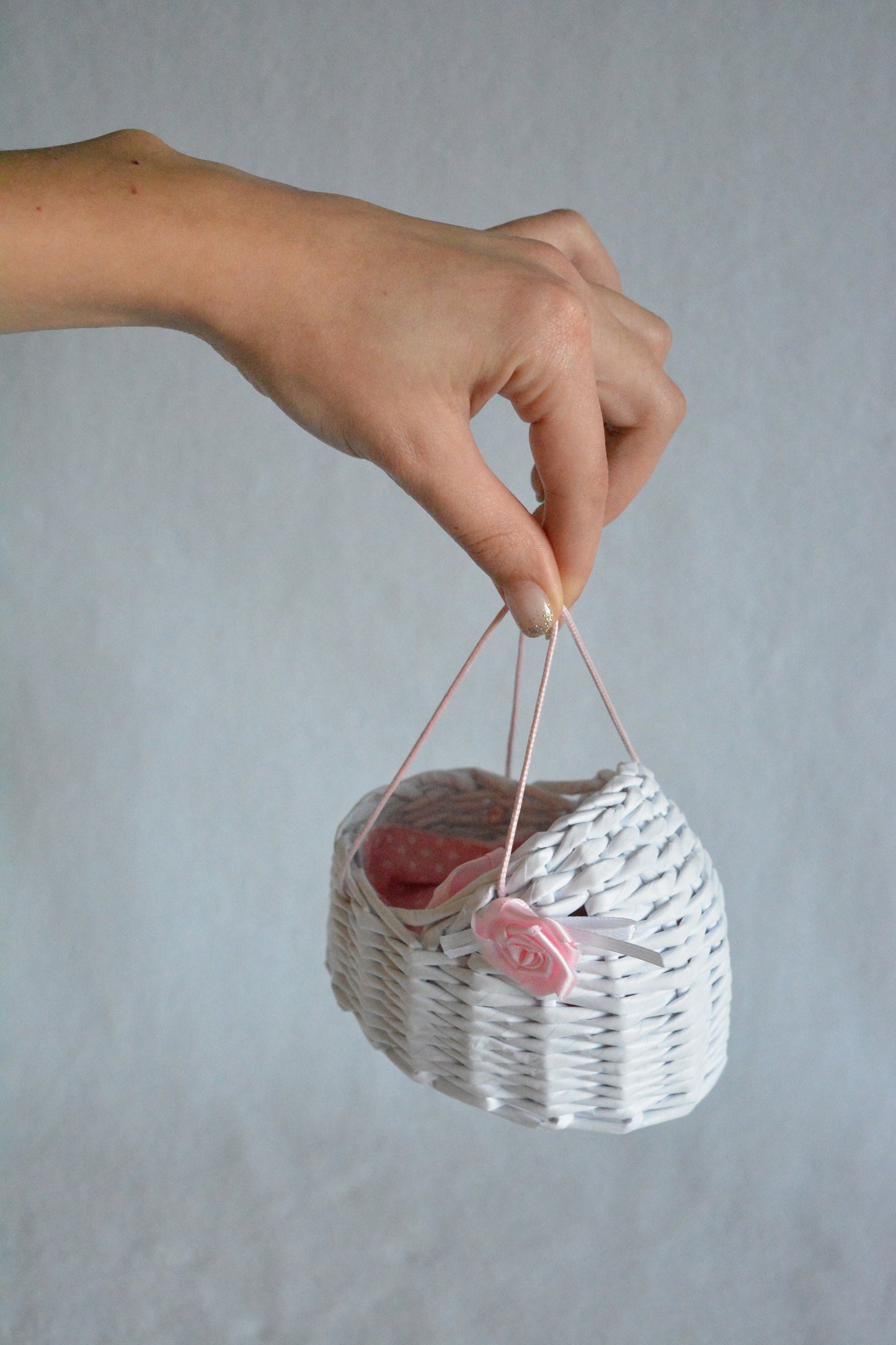 Cradle "Blush Petal Sway"