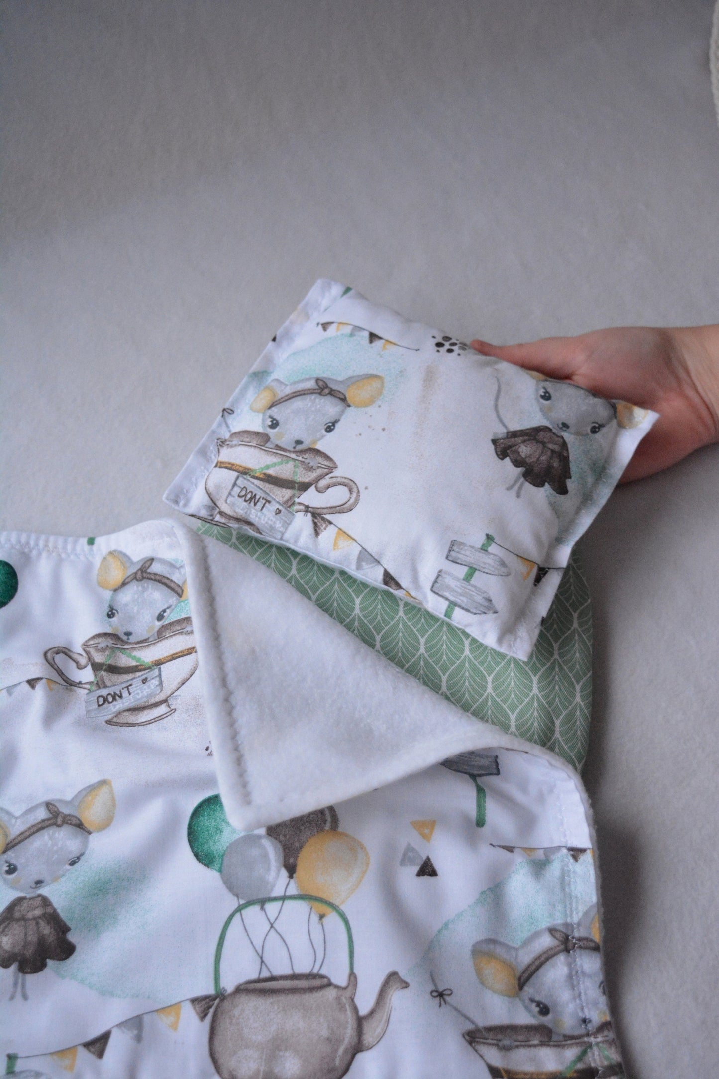 Cradle "Rabbit and Teddy Bear"