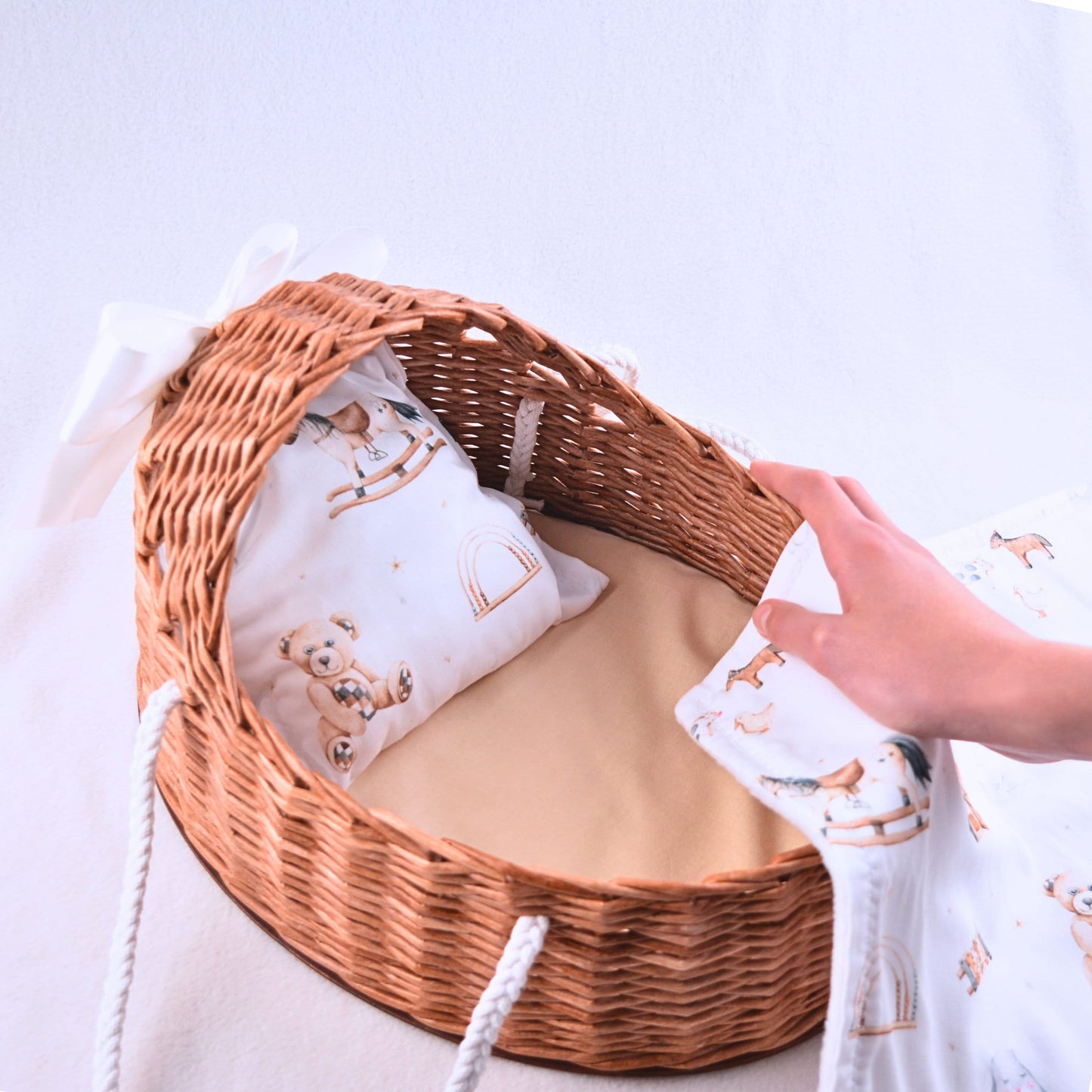 Cradle "Little Bear and Pony"