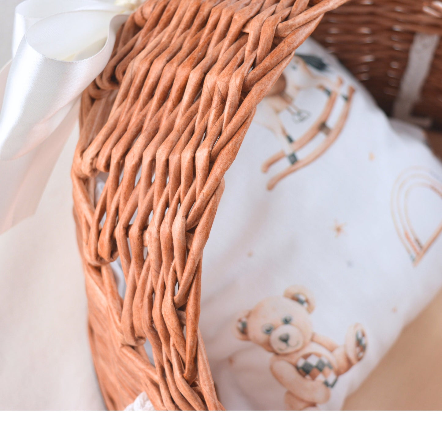 Cradle "Little Bear and Pony"