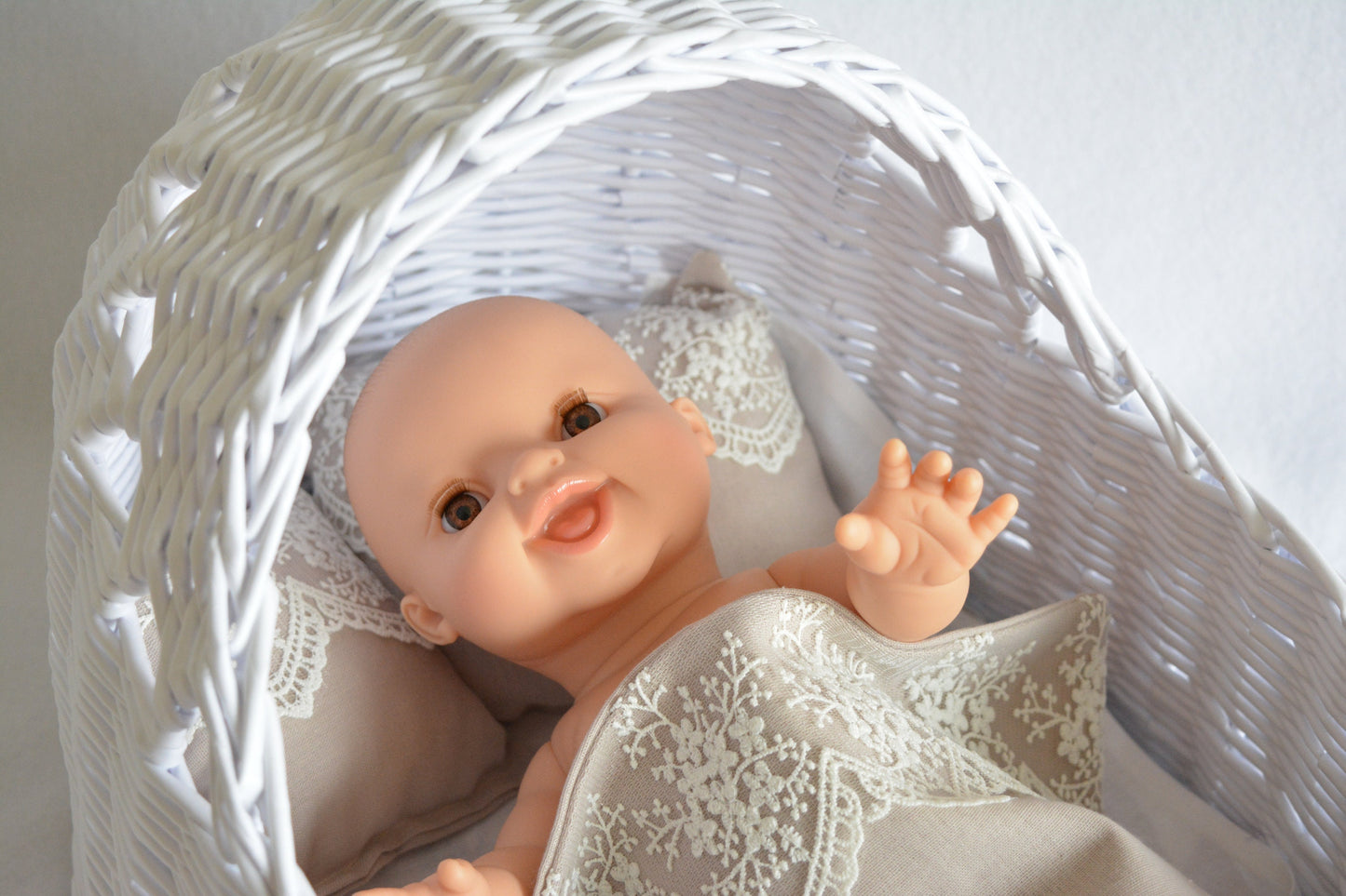 Cradle "Delicate Charm"